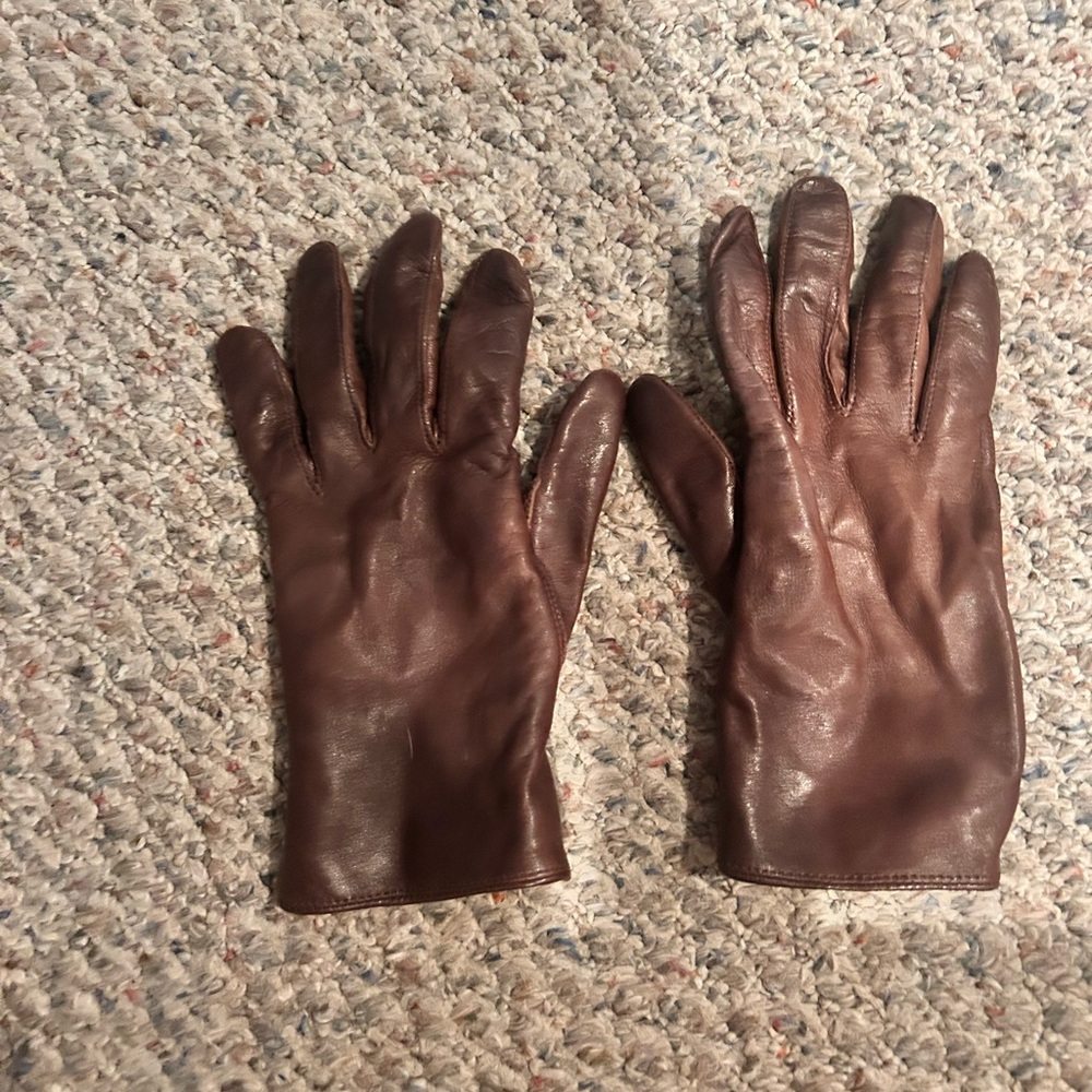 Expensive Women’s Brown Leather Gloves